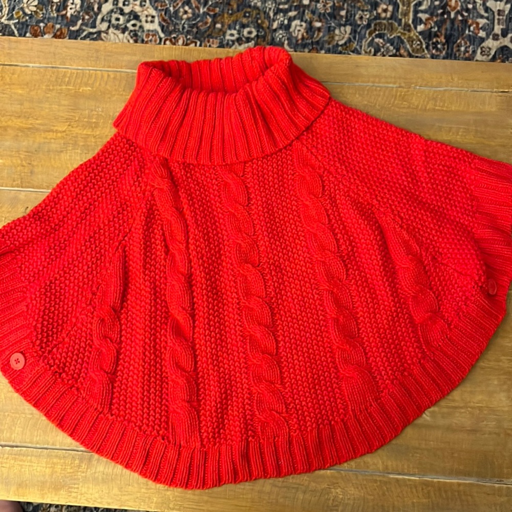 Carters Poncho; 3T